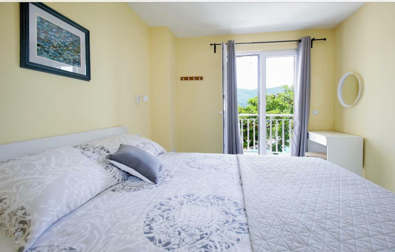Apartment Levanat Molunat Exterior foto